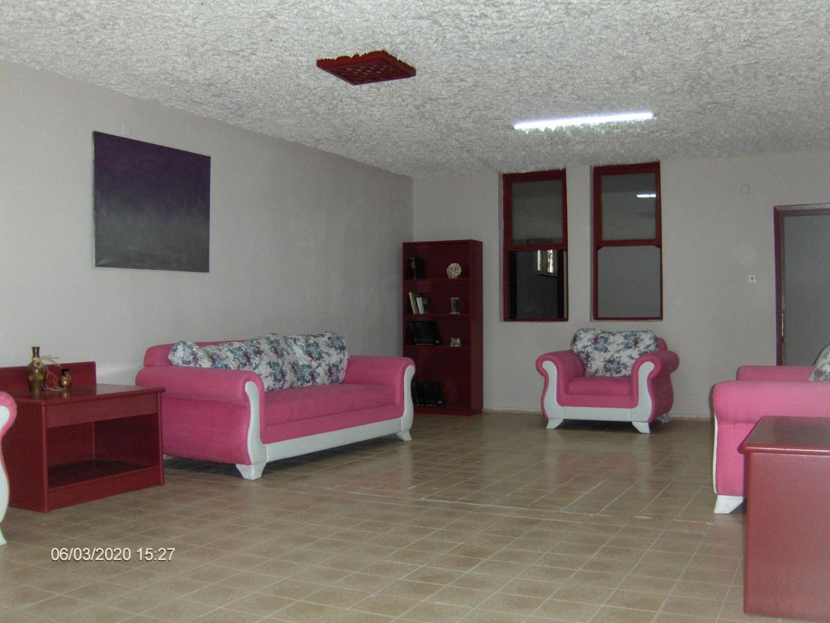 Odessa Otel Avsallar Buitenkant foto