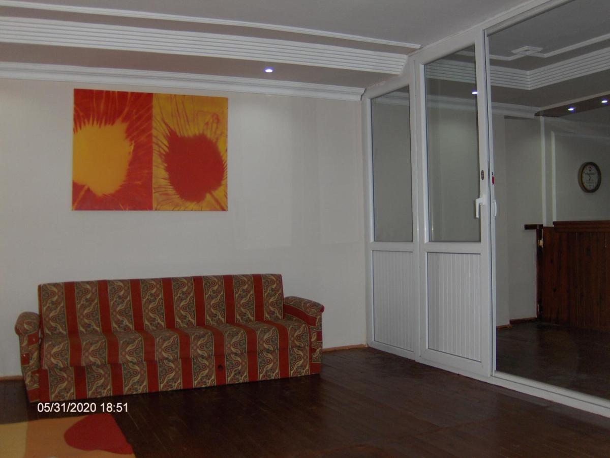 Odessa Otel Avsallar Buitenkant foto