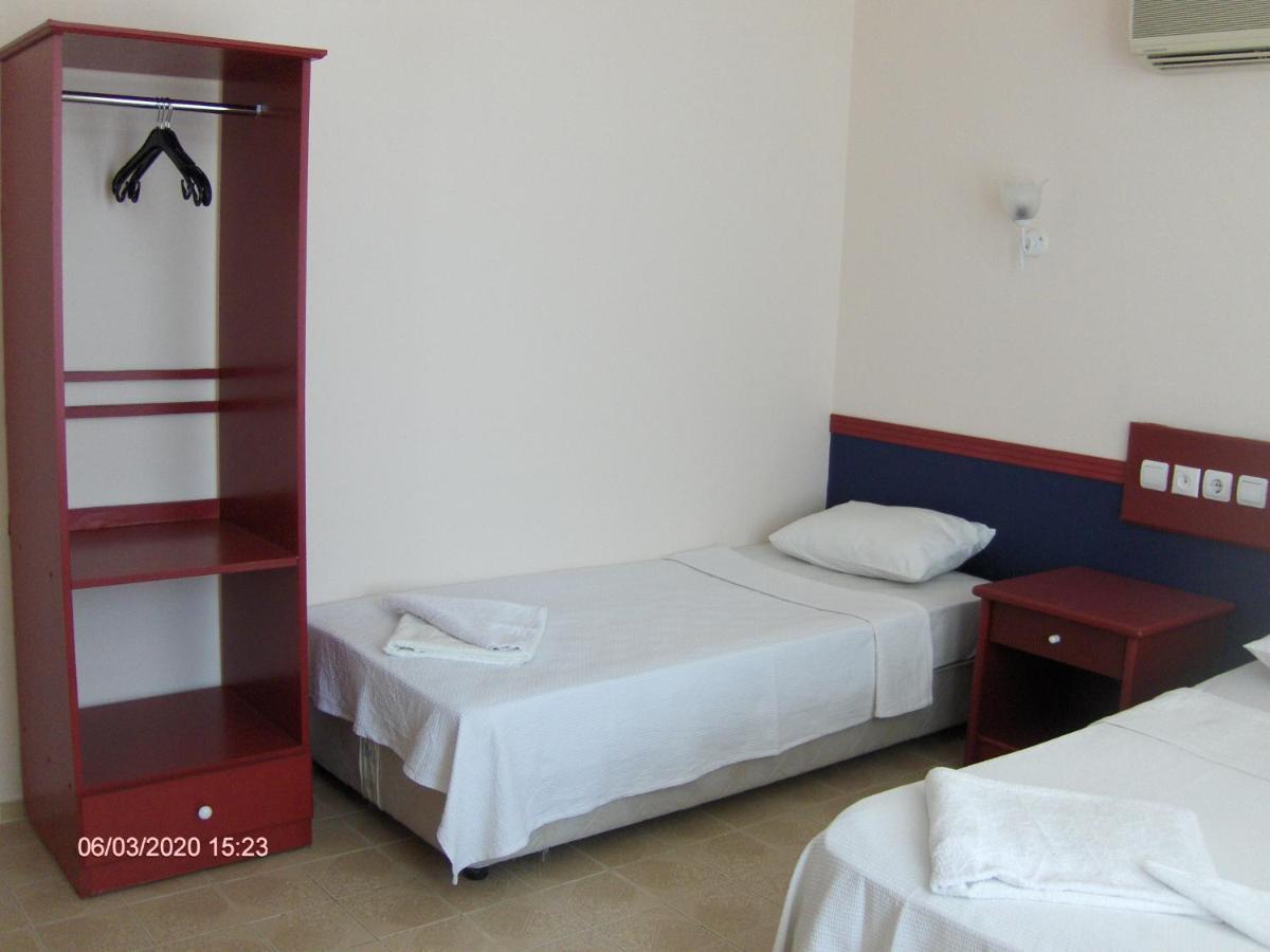 Odessa Otel Avsallar Buitenkant foto